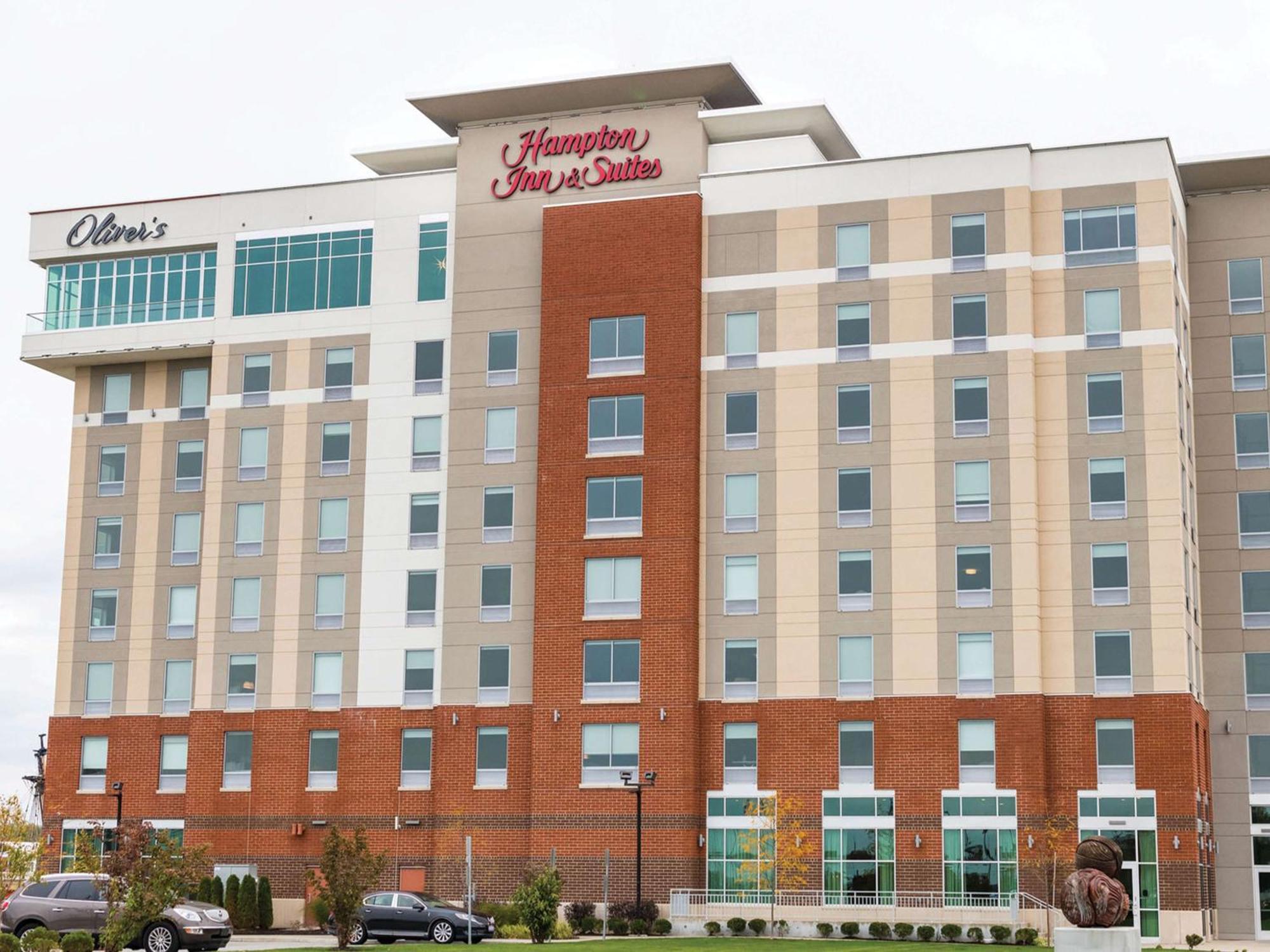 Hampton Inn & Suites Erie Bayfront Exteriör bild